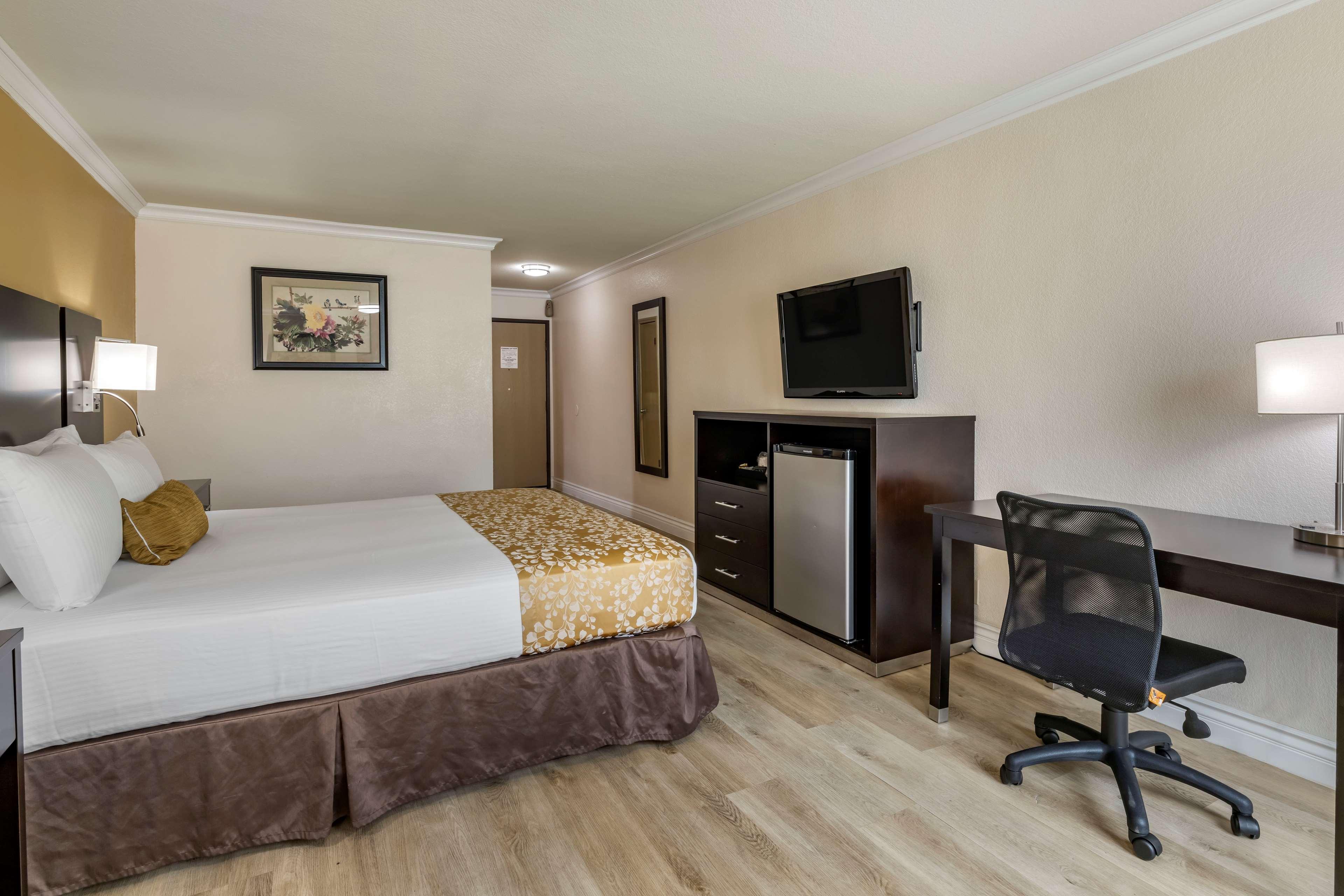 Best Western Plus South Bay Hotel Lawndale Extérieur photo